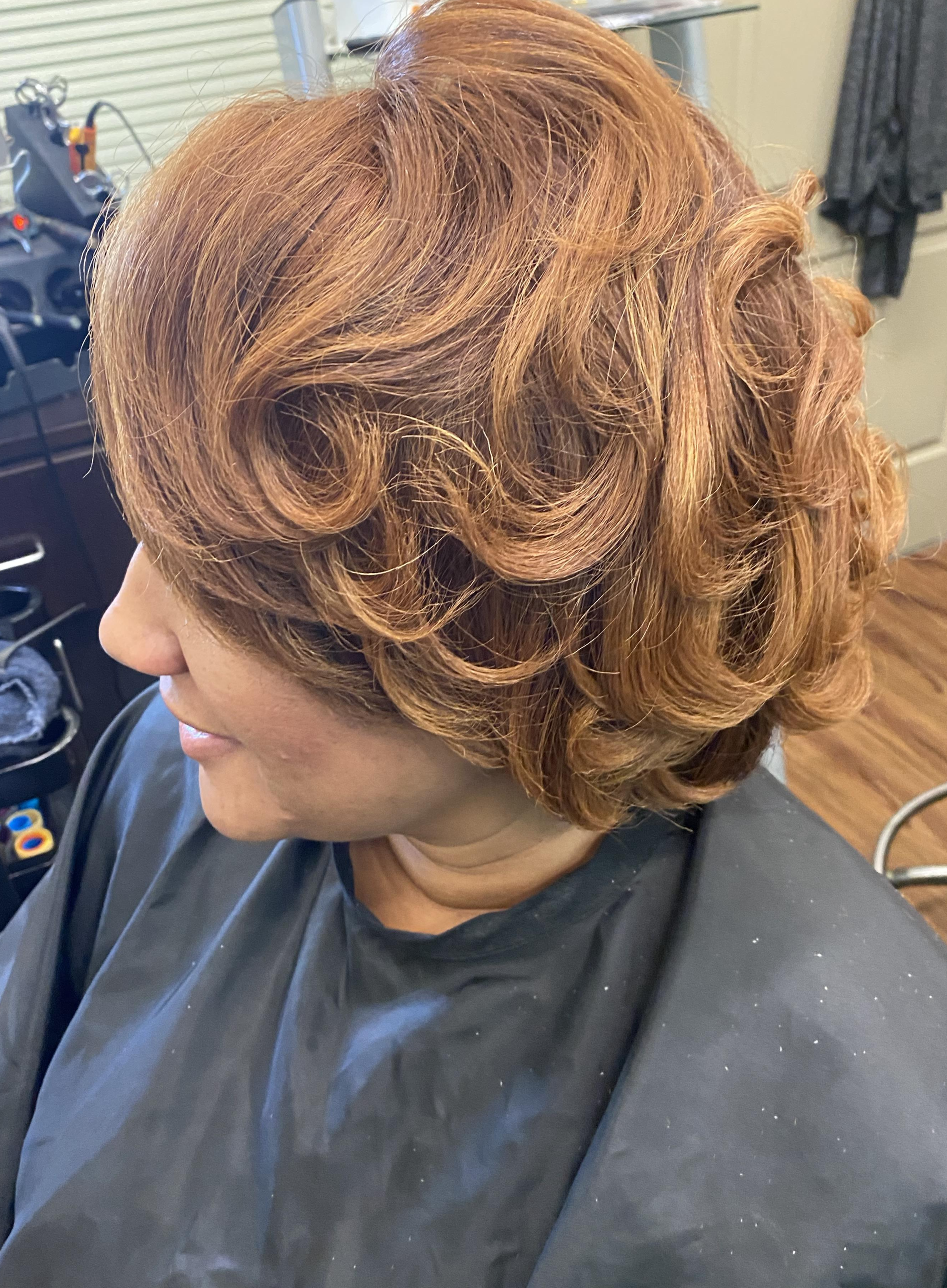 Pretty Boutiques Salon Suites In Lewisville TX | Vagaro